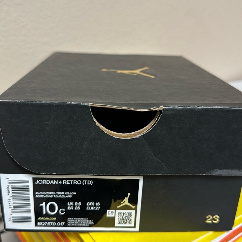 Air Jordan 4 Retro TD Yellow Thunder 2023 Release Size 10C Great Condition